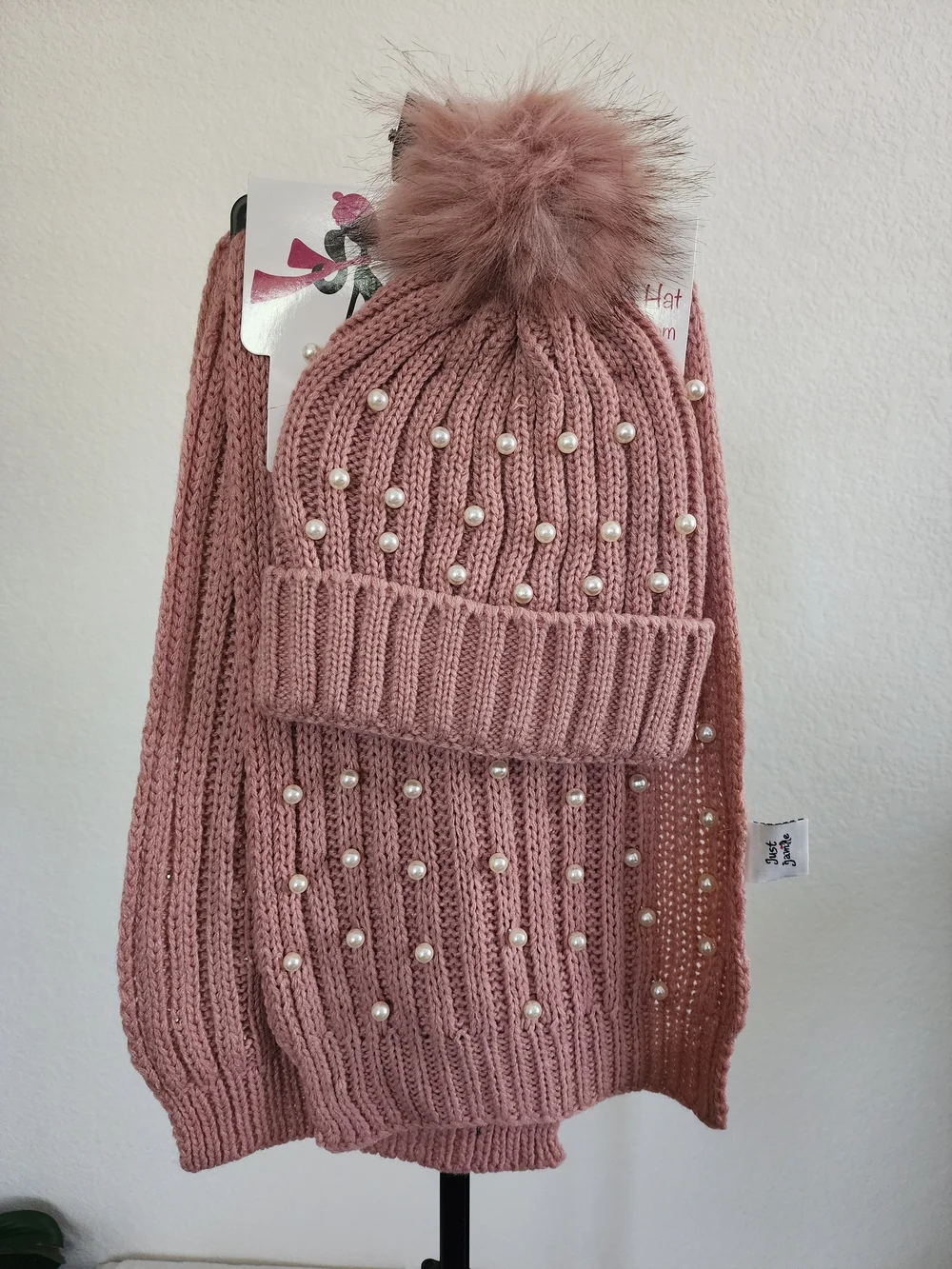 NWT Just Jamie Pearl Ribbed Knit Hat Scarf Set Pink 2pc INCOMPLETE Missing Glove